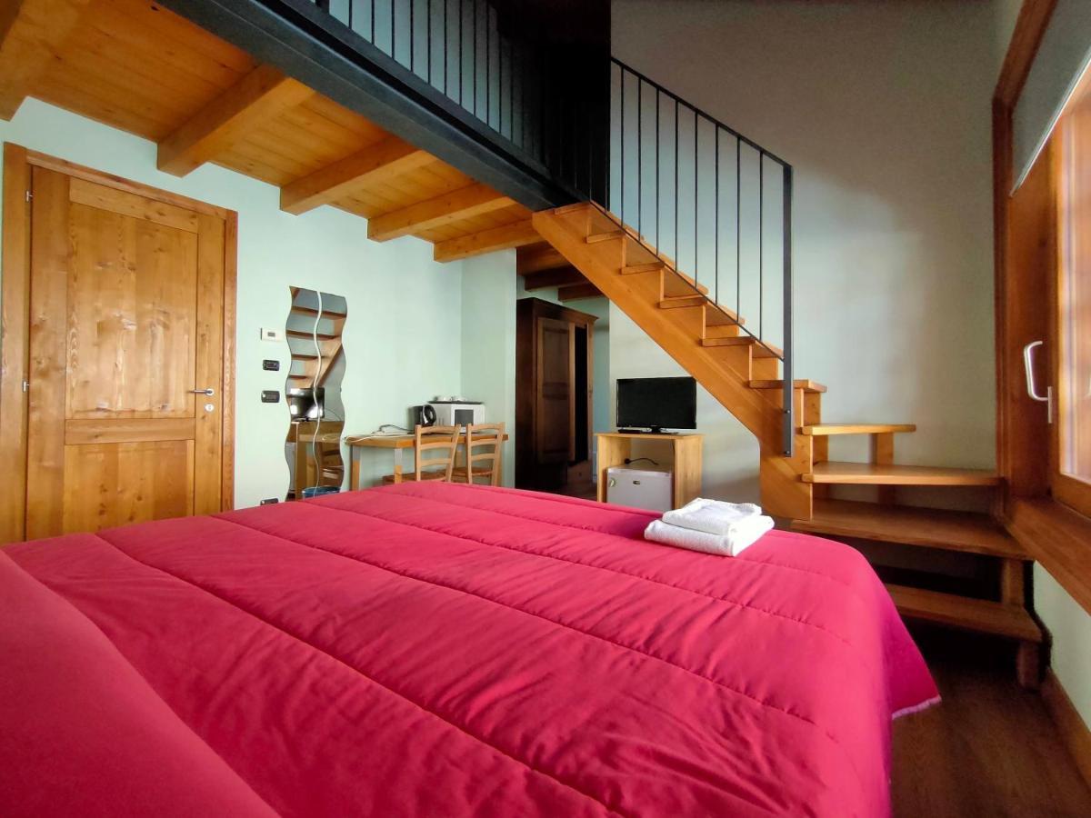Agriturismo Teresa Delle Fragole Vigano ภายนอก รูปภาพ
